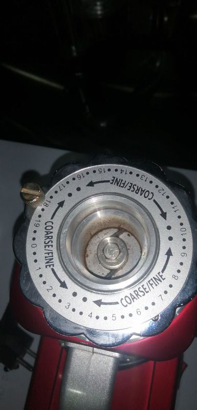 Кофемолка Hurakan HKN-M6 (выставочный)